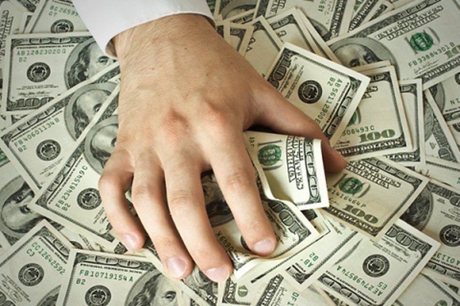 Богатые действительно жаднее и наглее бедных, доказали ученые

                                 - Наука и здоровье