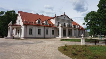 Ilzenbergo dvaras: Baltijos vienybės atspindys prie Meilės salos