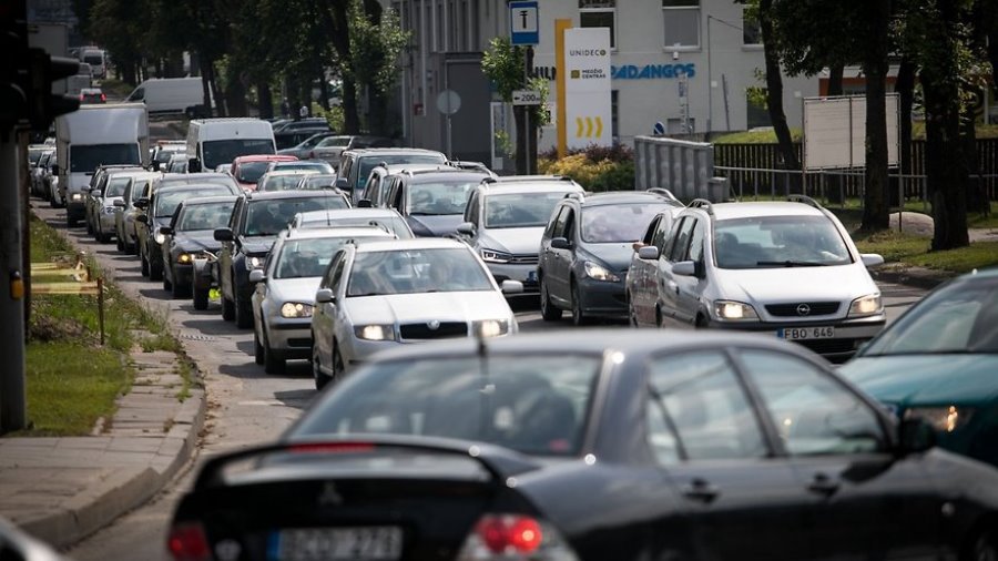 У водителей нет выбора – растут страховые взносы - Литва и страны Балтии