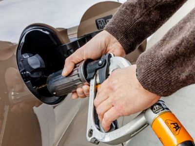 На заправочных Литвы подорожало дизтопливо - Хобби, отдых и развлечения