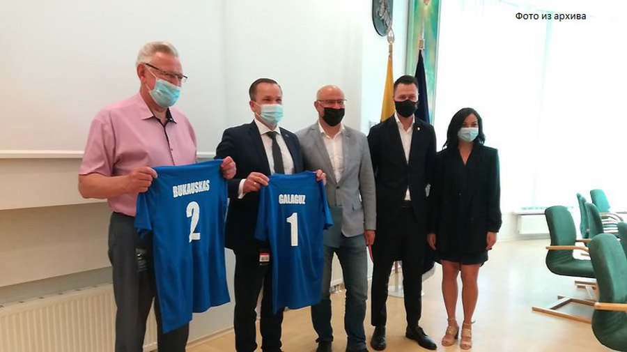 Из 25 спортклубов только 5 подали заявки на финансирование, но средства получили не все - В Висагинасе