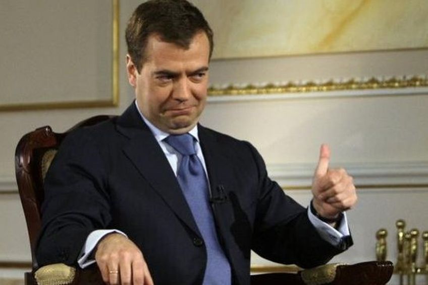 Президент Литвы планирует пригласить Медведева в Вильнюс на 20-летие независимости Литвы