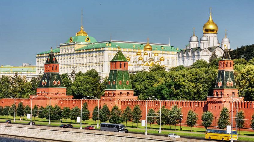 РФ упростит условия поездок для иностранцев-родственников россиян