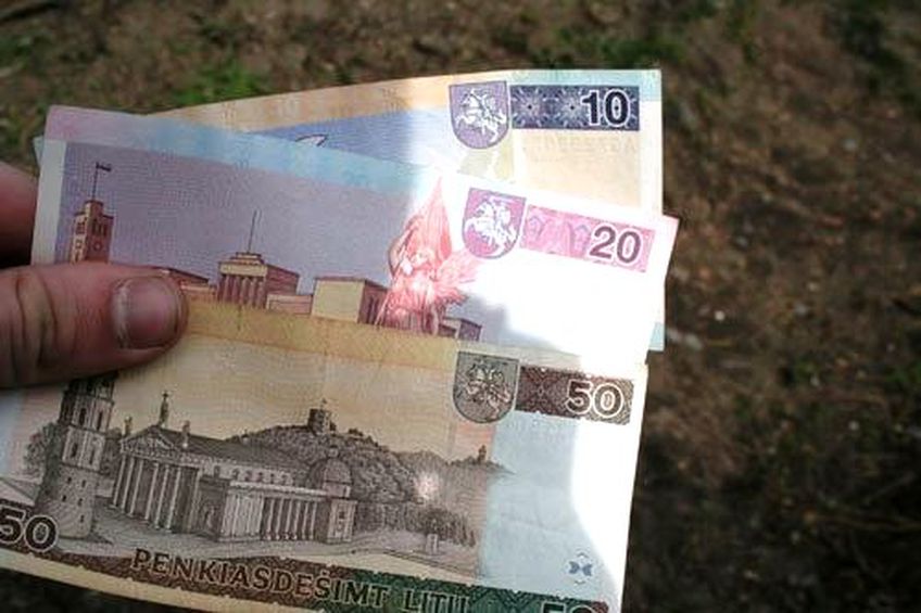 Будет ли в Литве увеличена минимальная зарплата с 2012 года?                                                                                          