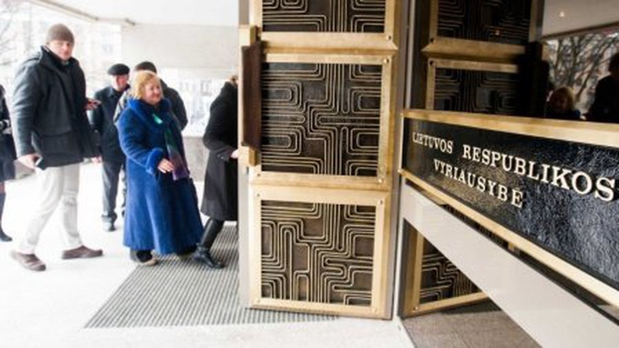 Решение правительства коснется сотен тысяч жителей Литвы  - Литва и страны Балтии