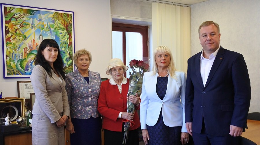 Нине Федоровне Дегтяревой – 80 лет! Ее заслуги не забыты - В Висагинасе