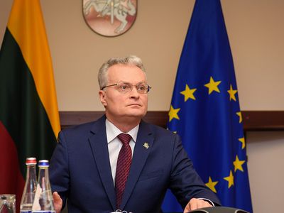 Состоялся телефонный разговор президента Литвы с премьер-министром Испании - В Мире