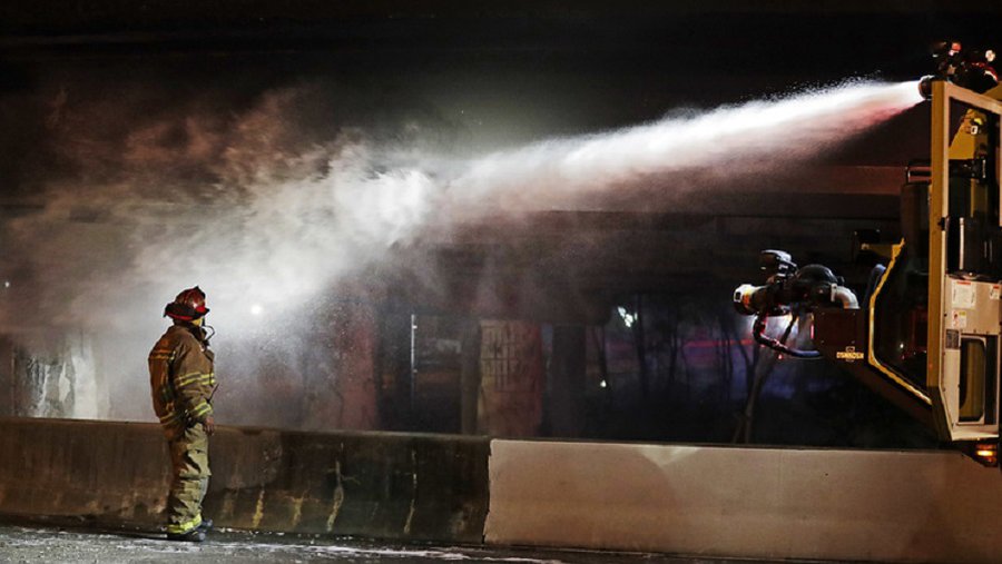 В Батуми в результате пожара в гостинице погибли 11 человек - В Мире