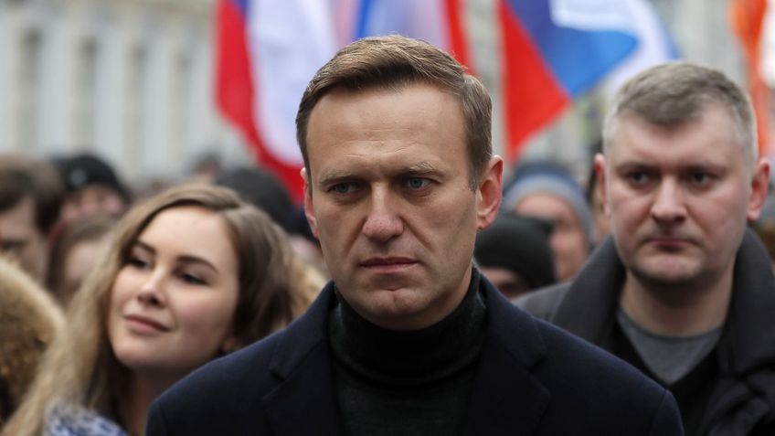 A. Navalno komanda teigia, kad jis buvo apnuodytas viešbučio kambaryje, o ne oro uoste