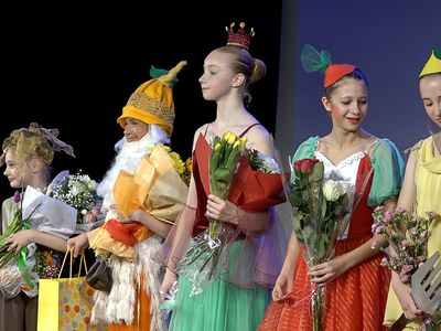 Спектакль «Чиполлино» покорил сердца зрителей (видео) - В Висагинасе