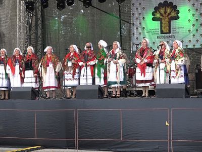 «Rudeninės» порадовал яркими красками народного творчества (Видео) - В Висагинасе