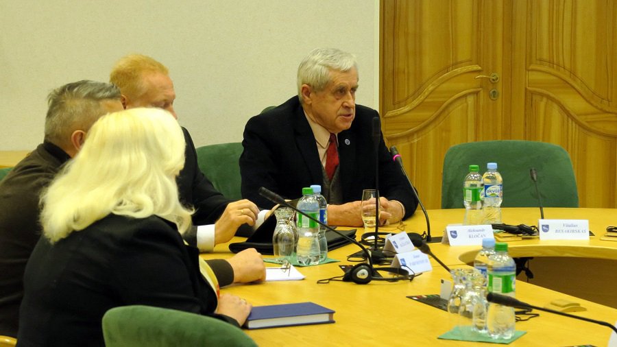 А.Клочан: Отчего не спрашивают, а желают ли собственники квартир жить по соседству? - В Висагинасе