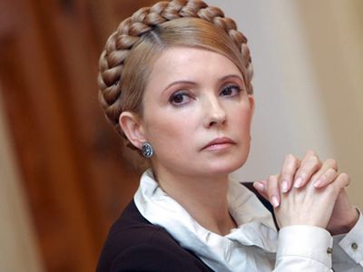 Тимошенко сравнила себя с Сахаровым: Судимость имели и достойные люди


 - В Мире