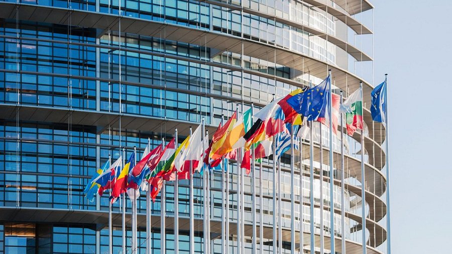 Опрос: Европа "расколота больше", чем десять лет назад - В Мире