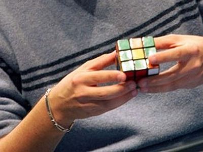 Британец собрал кубик Рубика за 26 лет - Хобби, отдых и развлечения