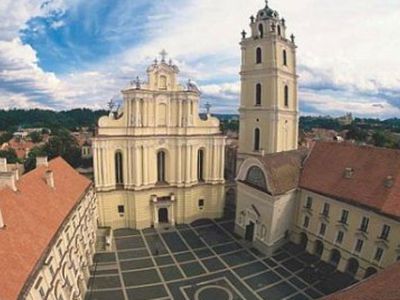 Образование подешевеет - Литва и страны Балтии