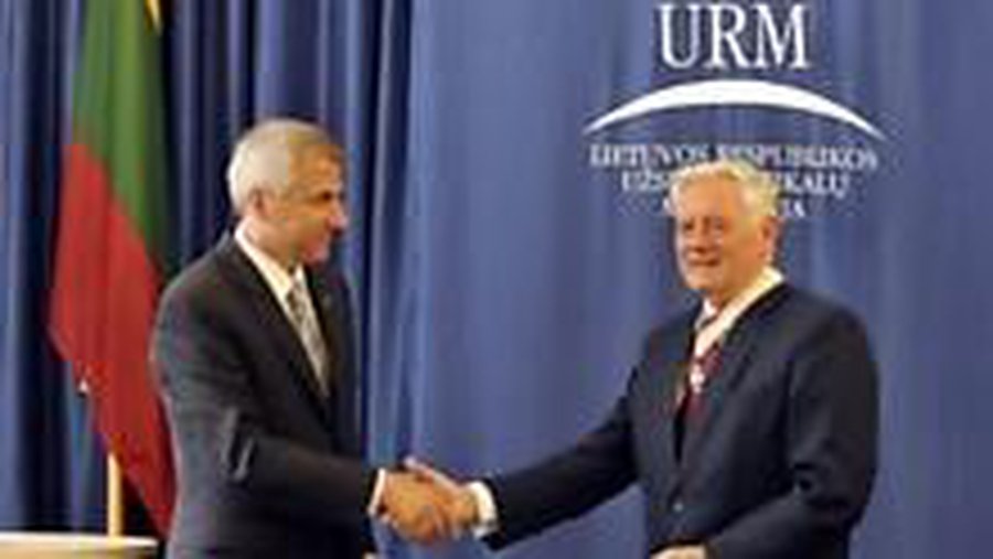 Президенту Литвы вручена «Звезда тысячелетия Литвы» - Литва и страны Балтии