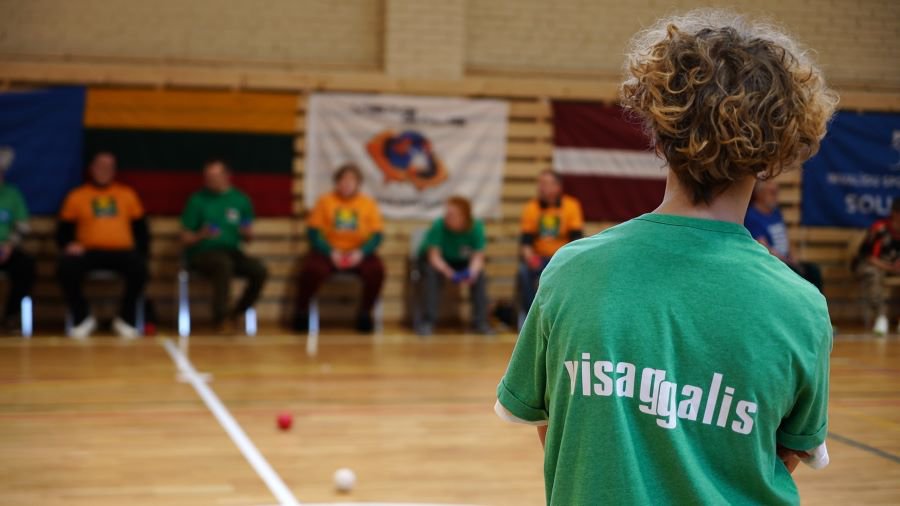 В Висагинасе отметили 18-летие клуба «Visaggalis» спортивными играми (видео) - Культурные и спортивные мероприятия