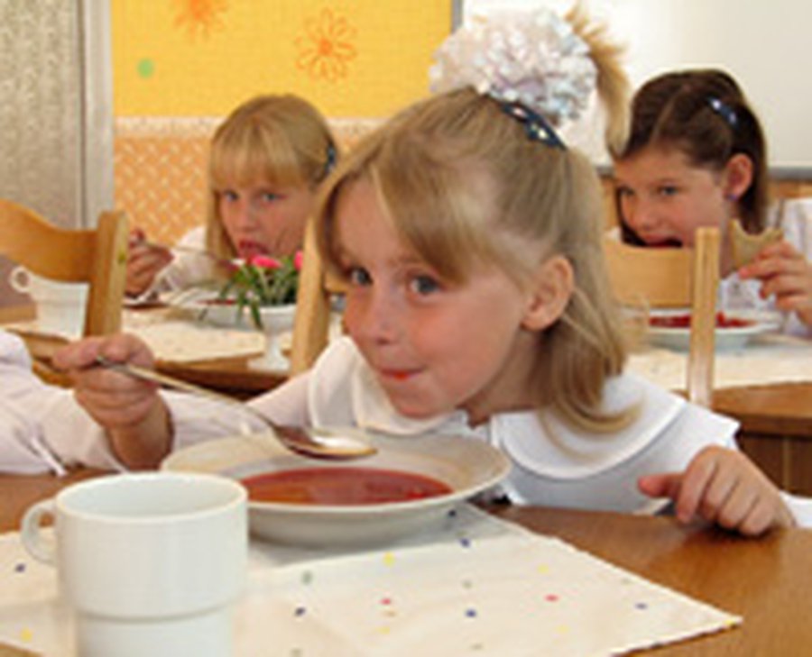 Бесплатное питание в школах: 3 лита на нос - Литва и страны Балтии