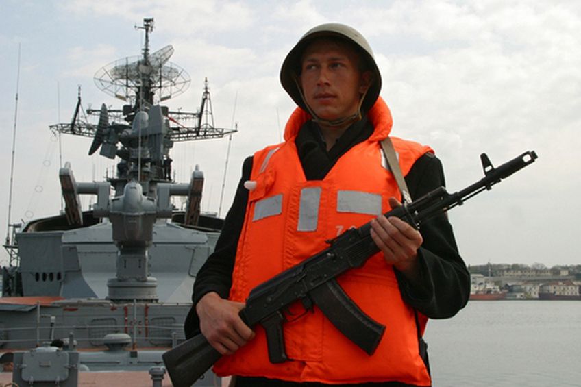 Боевой корабль ВМФ РФ будет выполнять задачи у берегов Сирии                                