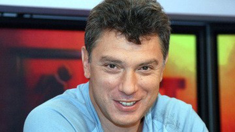 Немцову плеснули спиртом в лицо - В Мире