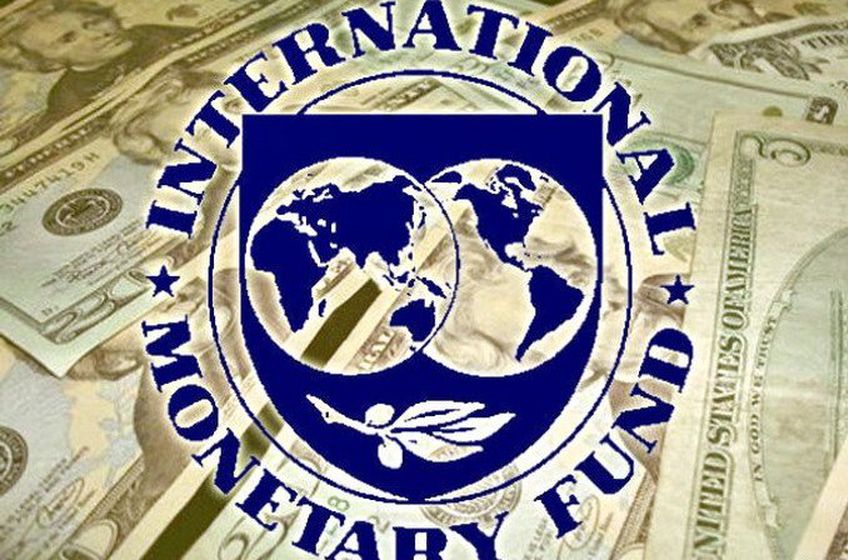 Жители Латвии собирают деньги на возврат долга МВФ