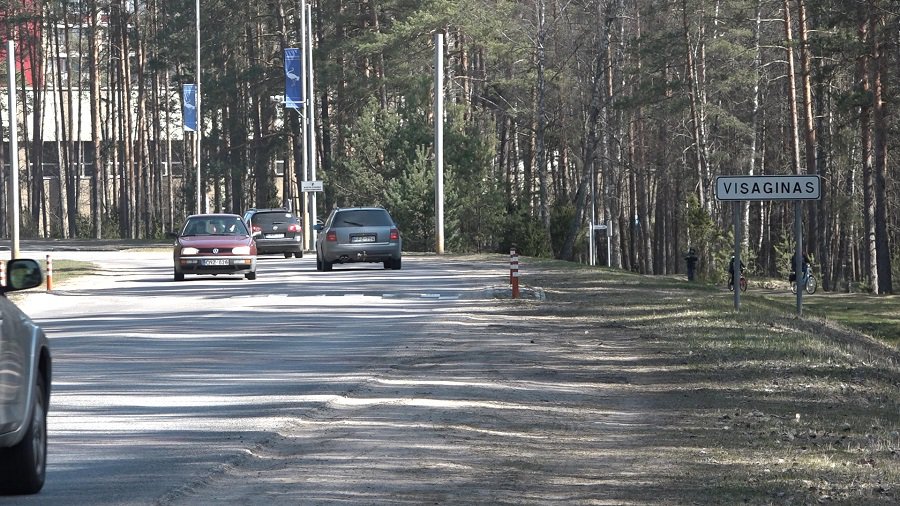 Отремонтируют ли въездную дорогу в город, дороги в промзону и в с/о «Вишня»? - В Висагинасе