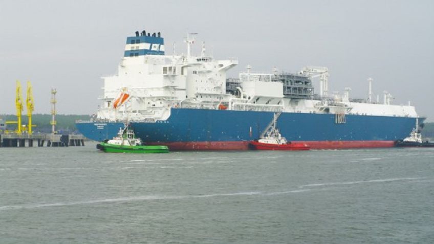 Правление "Klaipėdos nafta" приняло решение приобрести уже арендуемое или другое судно-хранилище СПГ