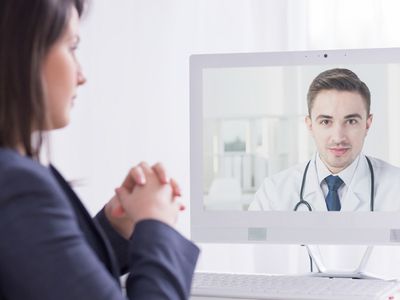 С 1 сентября рецепты на лекарства можно будет продлевать дистанционным способом - Литва и страны Балтии