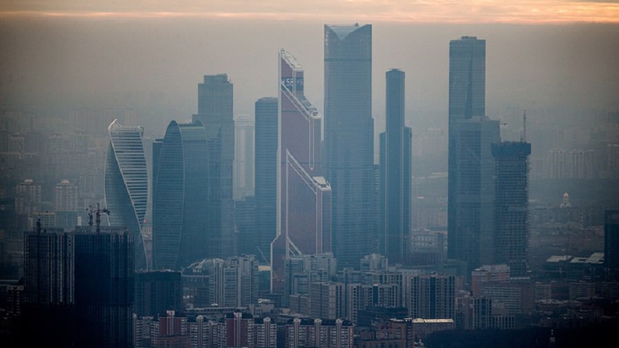 Источник: людей эвакуируют из башни ОКО в "Москва-Сити" - В Мире