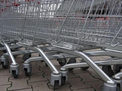 Министерство уточняет, какие предприятия могут работать во время карантина - Литва и страны Балтии