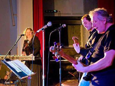 Семейное трио «Asorti»  — на международном фестивале                                                                                                   - В Висагинасе