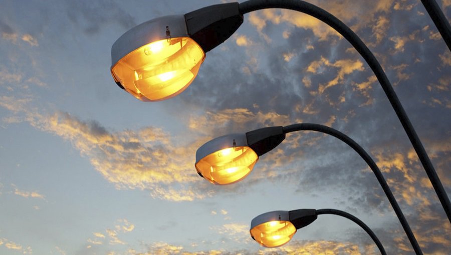 Vyksta gatvės šviestuvų remonto darbai - Visagine