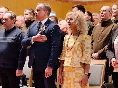 Su Kovo 11-ąja – su mūsų laisvės ir bendrystės švente! - Visagine