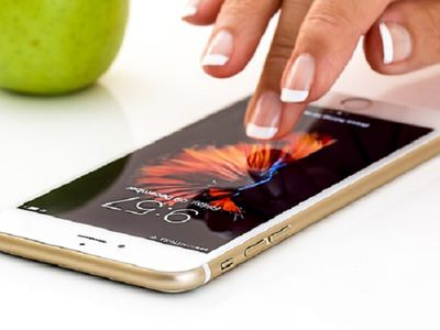 Эксперт пояснил, почему не все жители получают экстренные оповещения об угрозах - Литва и страны Балтии