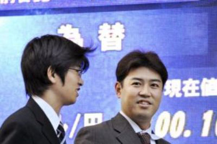 Japonų darbuotojai kirpsis vienodai                                 - Pasaulyje