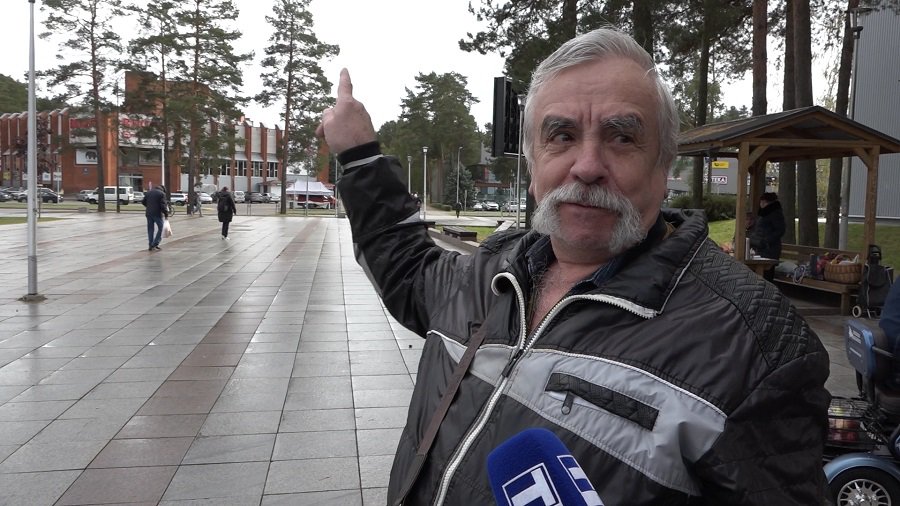 Как оценивают висагинцы обновленную систему освещения и новый LED-экран? Блиц-опрос (видео) - В Висагинасе