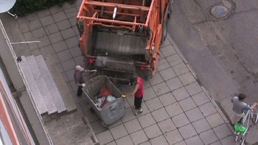 БЕЗ ЦЕНЗУРЫ: Разве квадратные метры мусорят? - Без цензуры