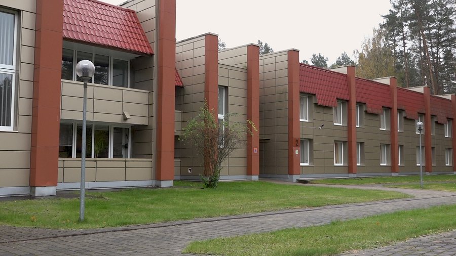 Обновлённый “Висагино паркас”: территория становится современнее и уютнее (видео) - В Висагинасе