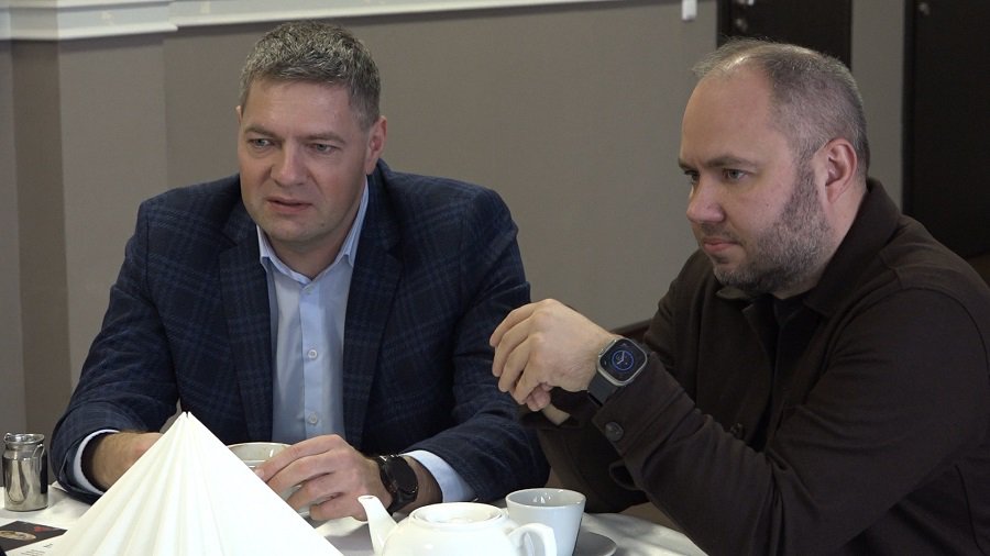 Висагинас с неофициальным визитом посетили члены Сейма от "Партии труда" (видео) - В Висагинасе