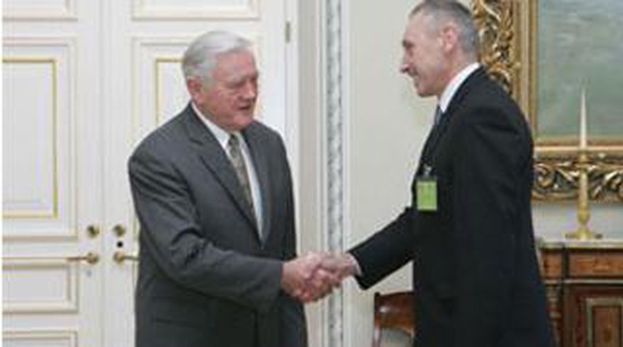 В.Адамкус назначил А.Секмокаса министром энергетики Литвы - Литва и страны Балтии