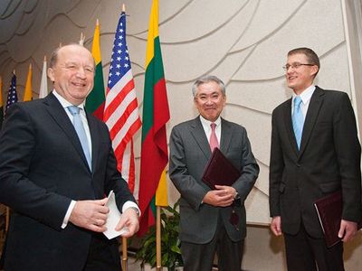 Депутаты Сейма Литвы получили тексты договоров по новой атомной электростанции


 - Энергетика