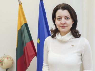 Глава Соцмина Литвы: минимальная зарплата в стране в следующем году может быть больше 1000 евро - Литва и страны Балтии