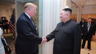 Šiaurės Korėja teigia tęsianti dialogą su JAV