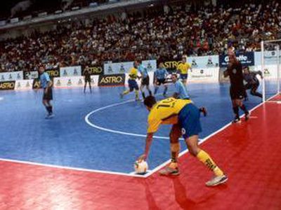 Игрок в мини-футбол получил смертельную рану на площадке - Культурные и спортивные мероприятия