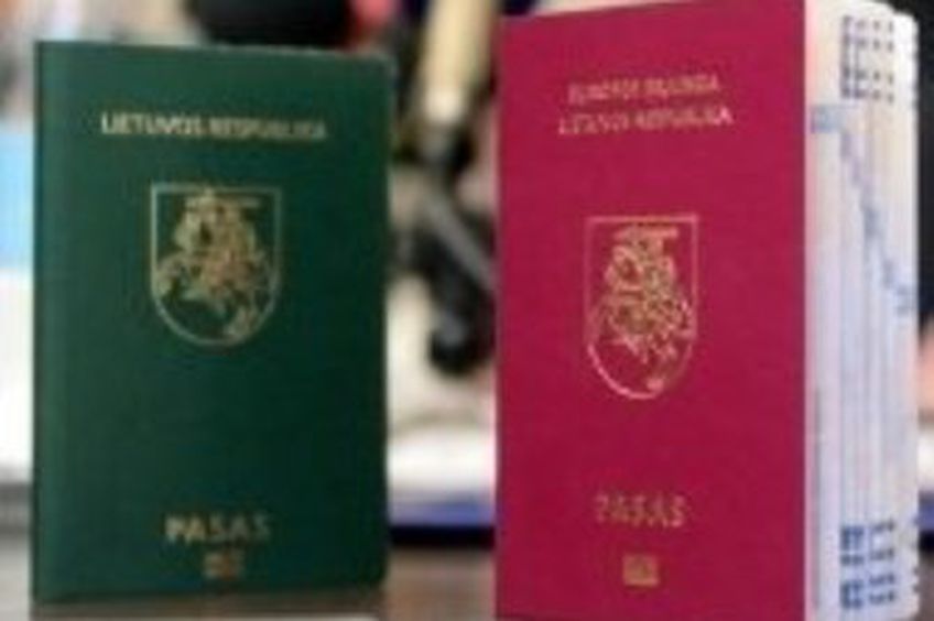Карточки удостоверения личности в Литве подешевели, а паспорта подорожали                                                