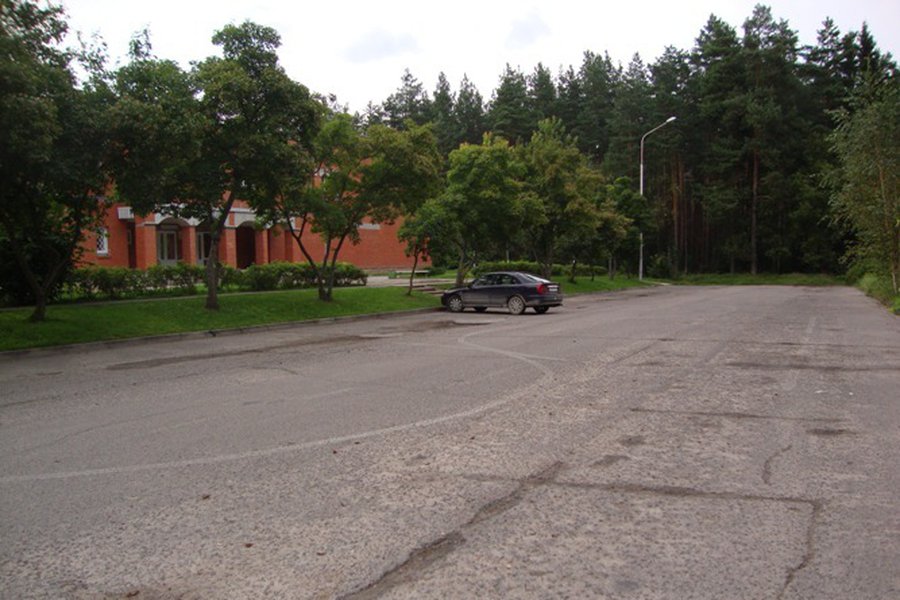 Место для проведения митинга просят не заставлять транспортом - В Висагинасе