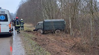 В результате серьезного ДТП в  Зарасайском районе погиб один человек и пятеро пострадали