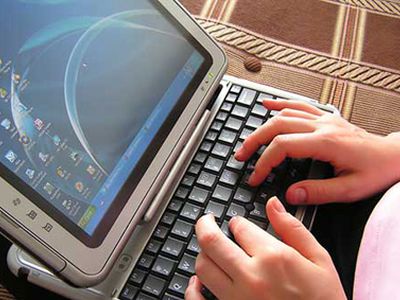 Российская власть будет контролировать комментарии в Интернете
                 - IT новости