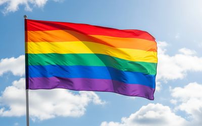 ЕС обязал страны признавать однополые браки, заключённые в других государствах - В Мире